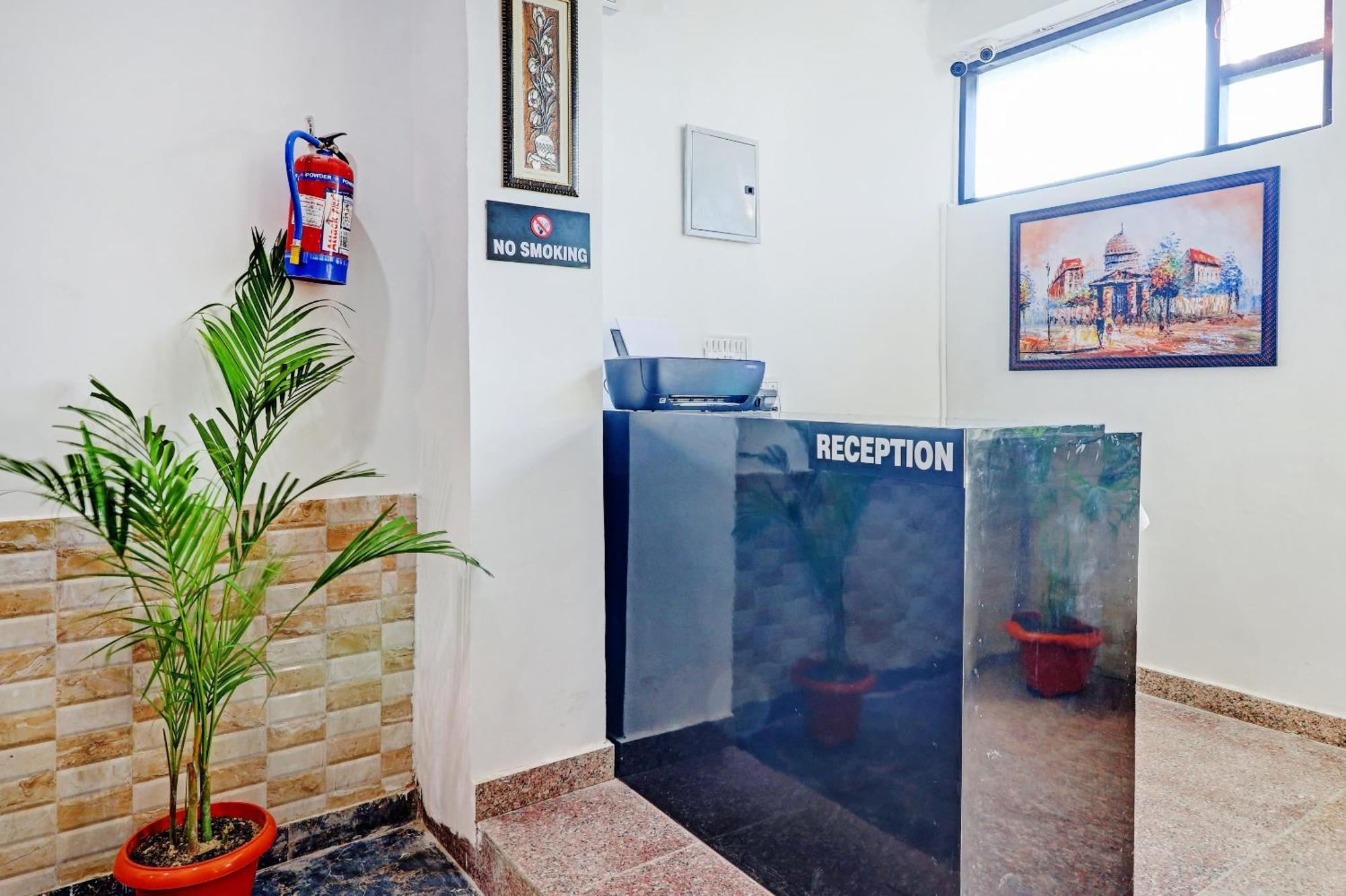 Hotel O Vasundhra Grand Ghaziabad Luaran gambar